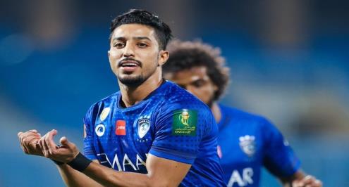 الهلال يفقد خدمات سالم الدوسري في نهائي كأس ملك السعودية